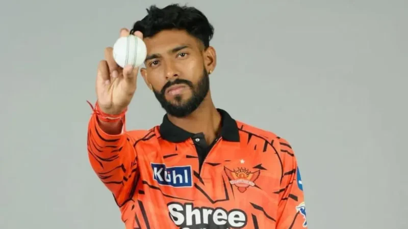 Praful Hinge: SRH के नए तेज गेंदबाज ने रचा इतिहास, पहले ही ओवर में 3 विकेट लेकर IPL में मचाया तहलका